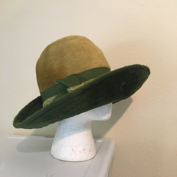 Vintage Lilly Dache Green Fur Hat - Picture 5 of 8